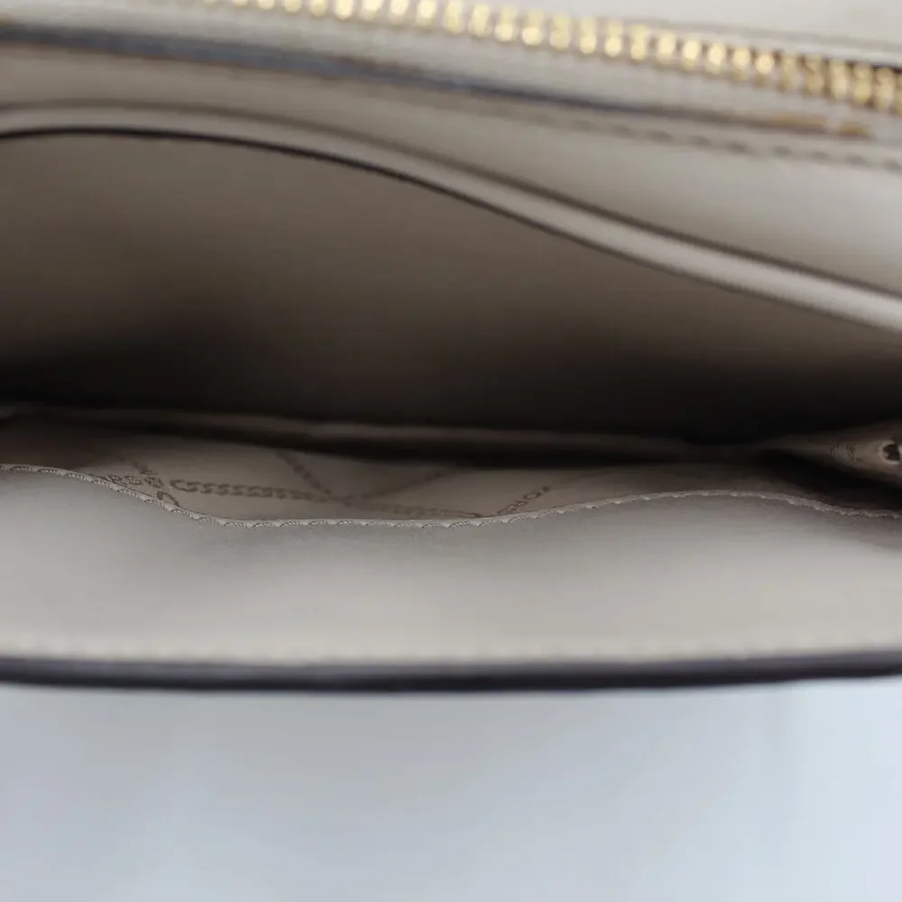 Michael Kors Carmen Crossbody Bag Beige Saffiano Leather Gold Chain Purse